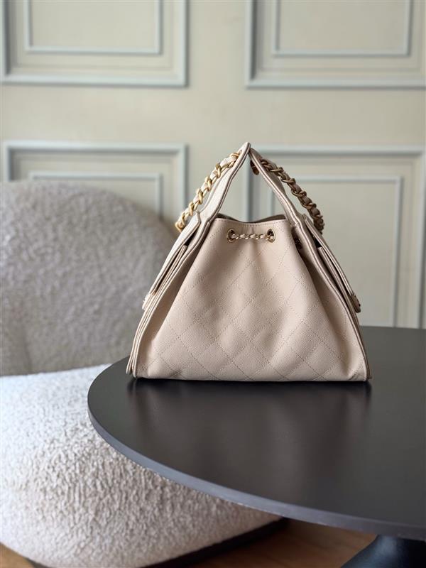 2026131204556807 900